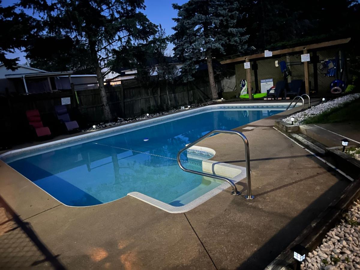 Cozy 3Br Family Getaway - Niagara Pool Oasis Villa Dış mekan fotoğraf
